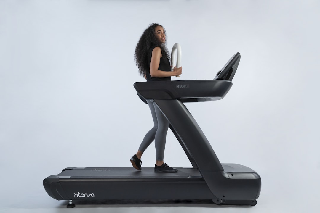The 12-3-30 Treadmill Workout, Explained by a Coach