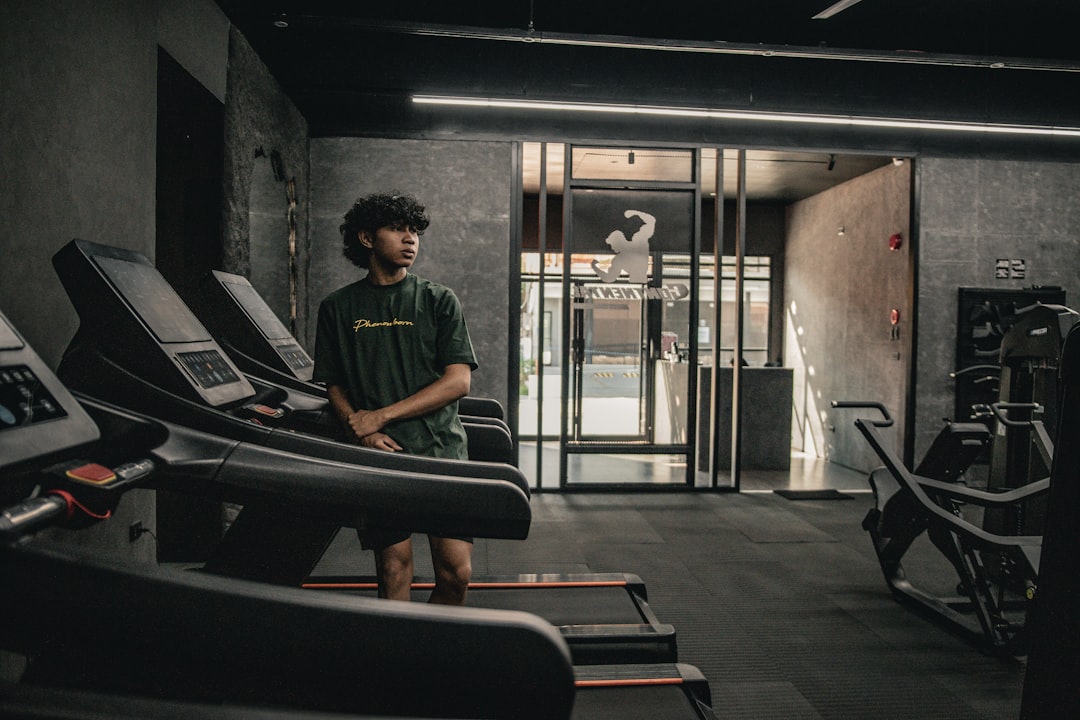 Treadmill Running Cadence: How to Measure and Improve It